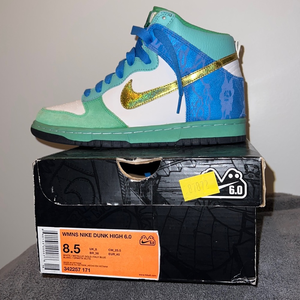 Nike Dunks